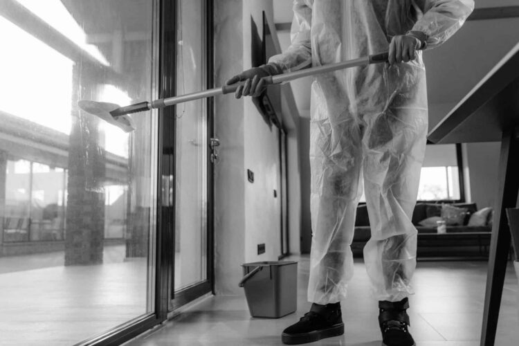 How Contents Cleaning Specialists Get Rid of The Smell of Smoke